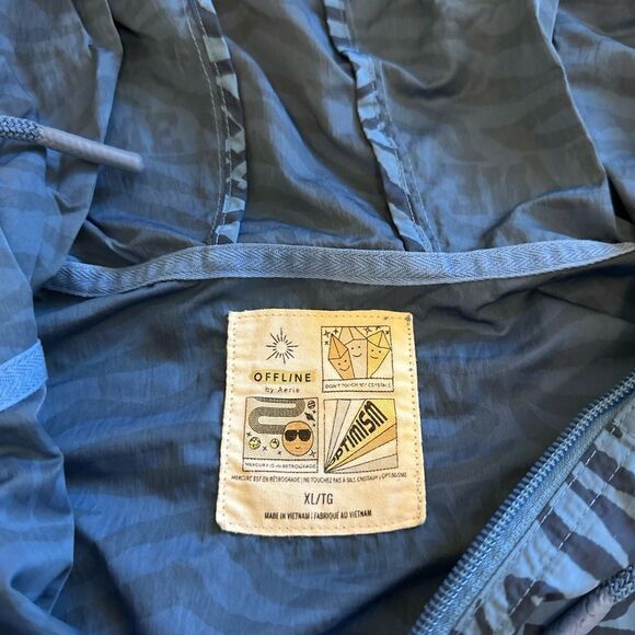 OFFLINE By Aerie Nylon Full Zip - Picture 7 of 7